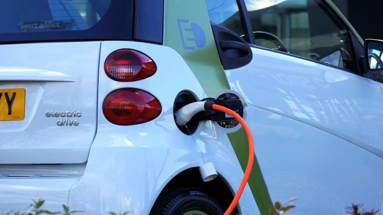 Kia EV6 elektrisch leasen - moderne, stijlvolle elektrische auto voor duurzaam zakelijk transport