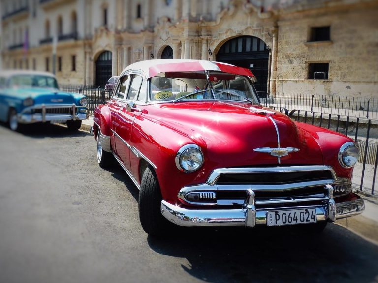 Overzicht wat te doen in Cuba: Varadero Beach, Old Havana, Viñales vallei en salsa dansen in Santiago de Cuba