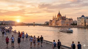 Home 2 dagen in Boedapest itinerary: overzicht van het Vissersbastion, parlement en thermale baden voor perfecte citytrip planning